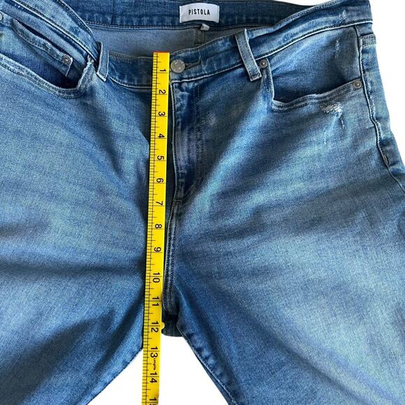 Pistola Women’s Distressed Jeans Light Medium Wash Size 32 - Picture 10 of 11